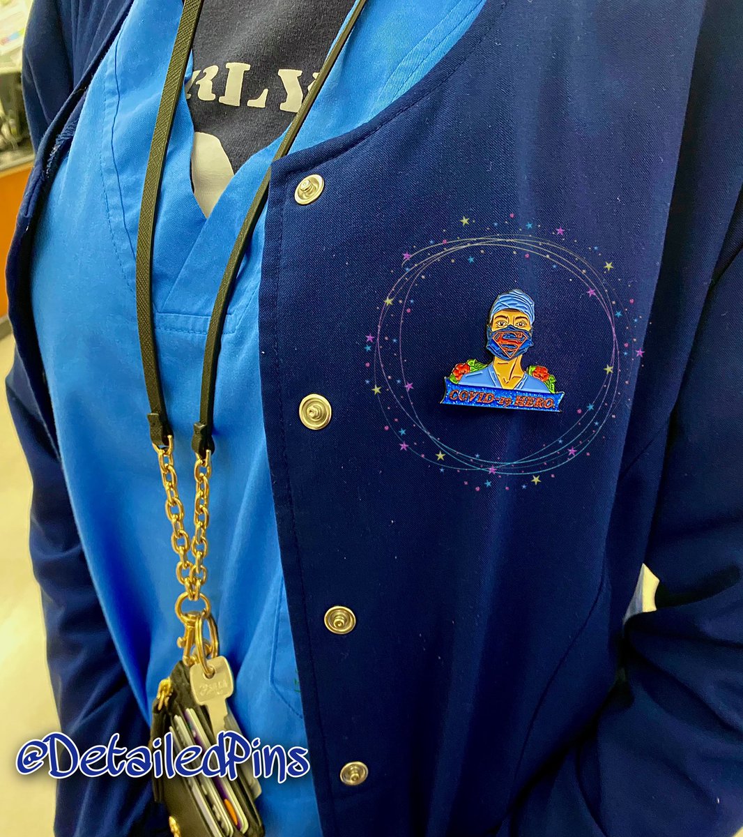 DetailedPins's tweet photo. —دبُّوس أبطال كورونا🦠👩🏻‍⚕️.

بسعر مميز بمناسبة السنة الجديدة🎉🎉!!
ولا تنسوا تأخذوا الجرعة التنشيطية🦠🦠 https://t.co/8vgqWer7OY