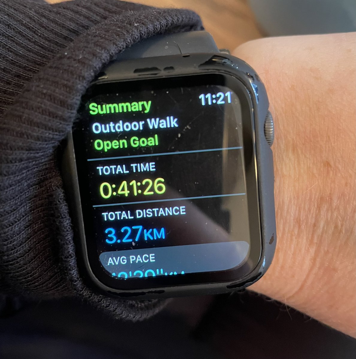 Angemundo's tweet photo. School runs ✅ exercise ✅ time for the morning oat latte with honey and a little more work on book 6…xoxo #WritingCommunity #MustTryHarder #FastTraining https://t.co/8b5dSPy1GP
