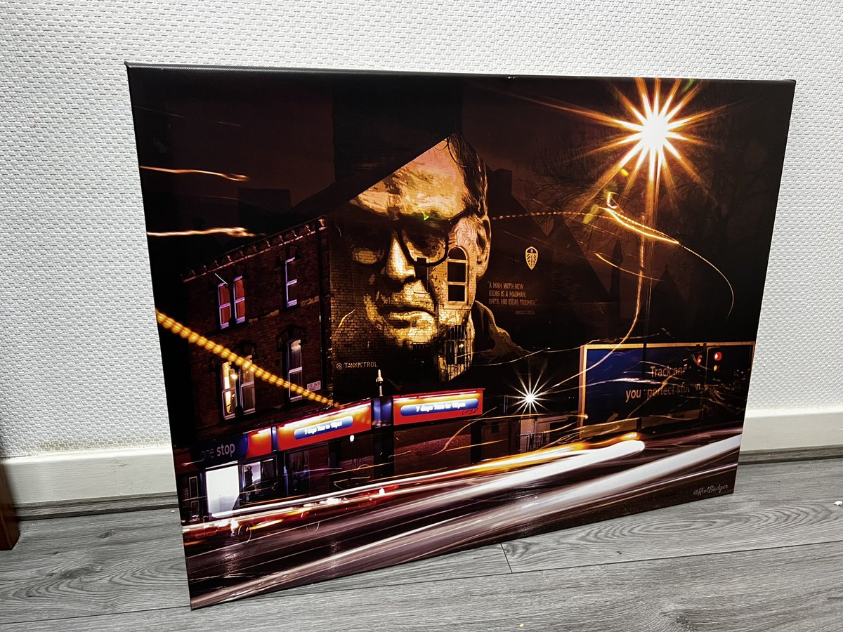 RiotBadger's tweet photo. 🚨 FREEBIE ALERT 🚨 

Want this 80x60cm canvas for nowt?

[CHIRPBIRDICON] Like and RT this post
[CHIRPBIRDICON] Be following this account

I’ll pick someone at random on Saturday evening!!

Get **£20** off your own order at https://t.co/msSFkQ2UoI - just use code M9TSQS

#LUFC https://t.co/o3EX9S4fhP