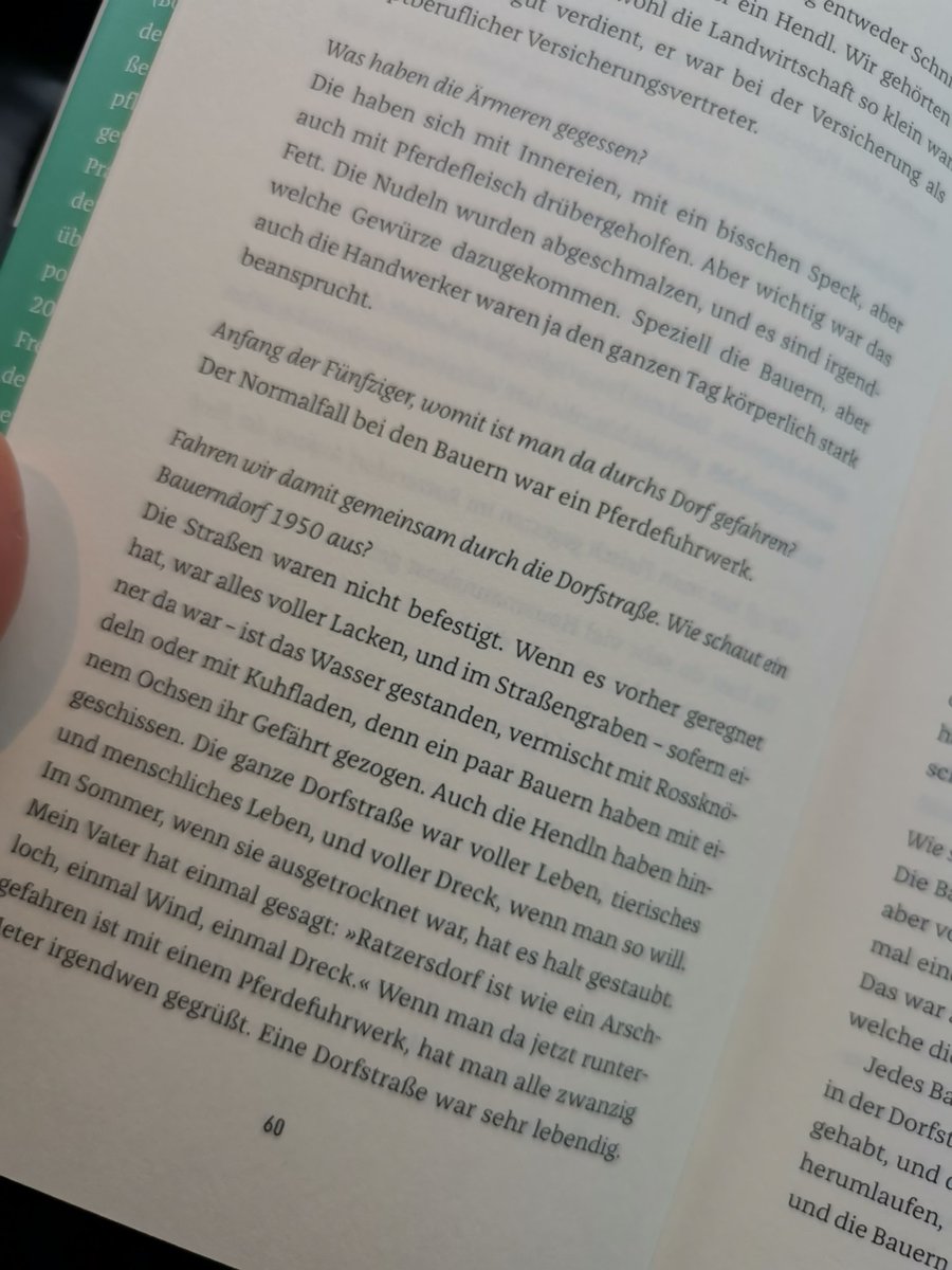 LucyTortina's tweet photo. @florianklenk und Christian Bachler 👏kompliment für das tolle Buch!

In einem Stück gelesen, gelacht und geweint.

#bobo
#bauer
#einmalwindeinmaldreck
#besterspruch https://t.co/0wVMBH0m8y