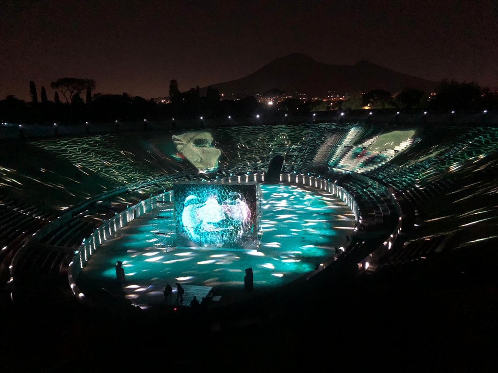 kickagency's tweet photo. 50° ‘Pink Floyd, live at Pompeii
Client: GSNET ITALIA
Services: Production, Runner, Wardrobe Assistant
🚕👕🕋 https://t.co/HskTTXnogJ