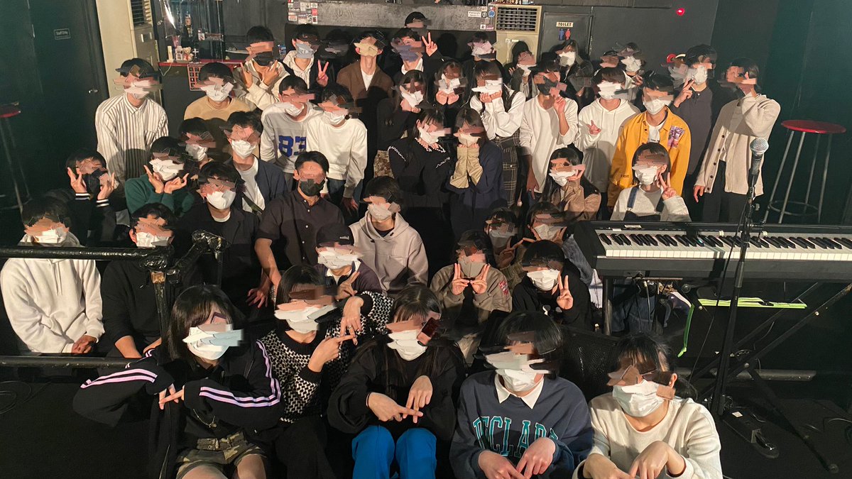 Amber_0629_'s tweet photo. 2日間限定共学ライブ 2021@川越DEPARTURE

~Set List~
SE.MATATABISTEP / パスピエ
1.青と夏 / Mrs. GREEN APPLE
2.透明少女 / NUMBER GIRL
3.エマ / go!go!vanillas
4.B.C.G / NICO Touches the Walls
5.オドループ / フレデリック

1日目トリでした✨
初有観客live ありがとうございました🍟 https://t.co/j6OLjce8Om