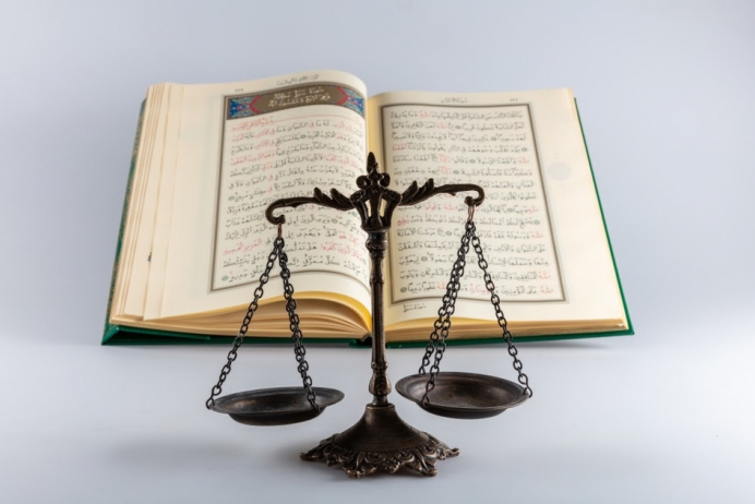 IdrakpostA's tweet photo. "إنه لمن أنبل الأعمال أن يقوم المرء بتعلم الإسلام والتعايش معه و الدعوة إليه، ولكن  المبالغة الّتي قد تقود إلى التطرف في أغلب الأحيان تظهر عندما تسيطر المشاعر والأحكام الخاطئة على المعارف والعقول أو الحقيقة"
https://t.co/EFyyrAi0rO https://t.co/XNfcqATzX7