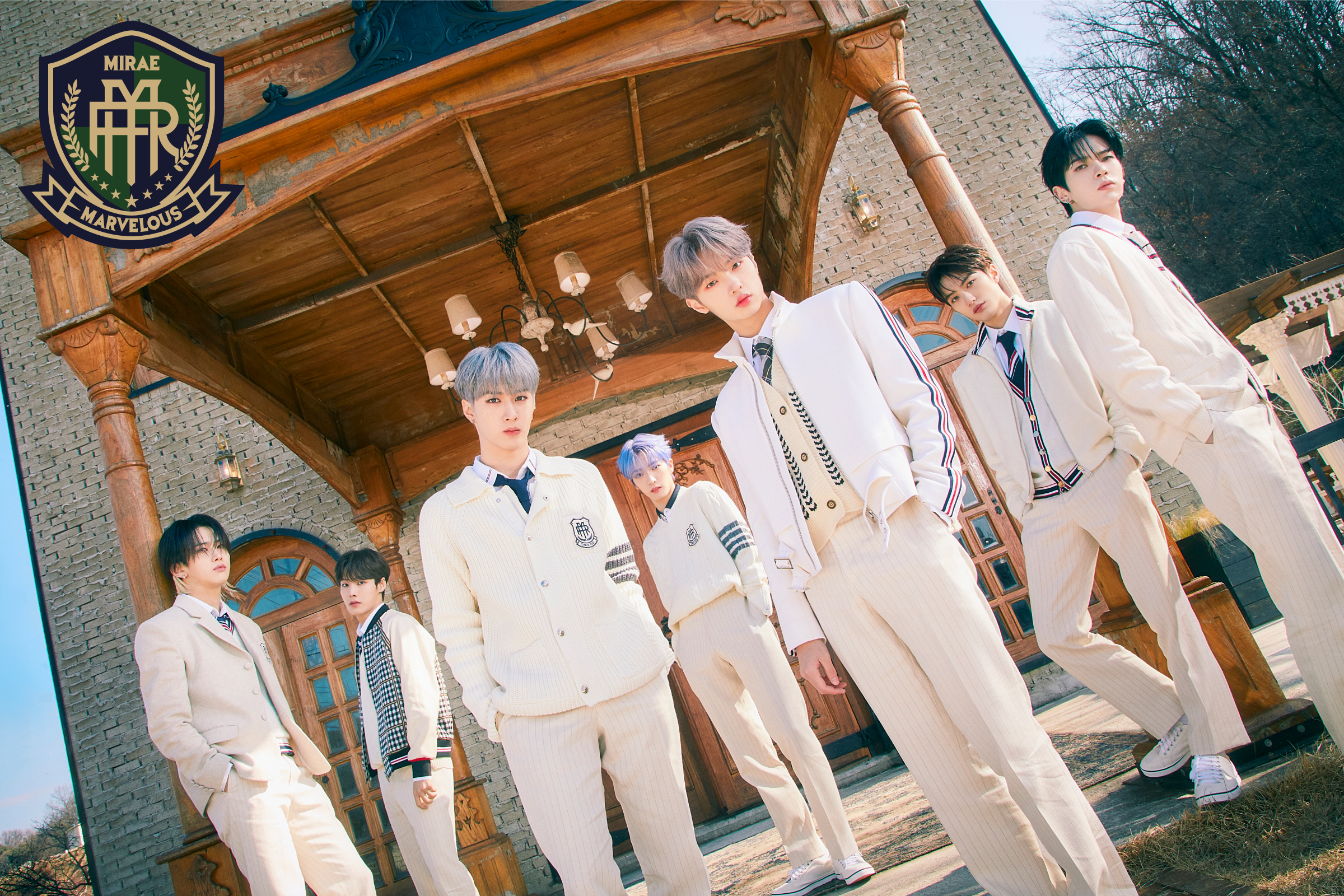 MIRAE vine cu poze de grup și individuale pentru „Marvelous” | K-POP ROMÂNIA