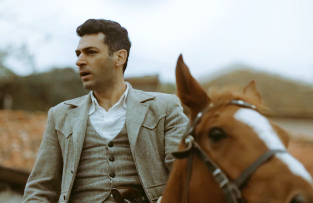 Varsa gücü yeten çıksın karşıma !
#MuratYıldırım  #Aziz