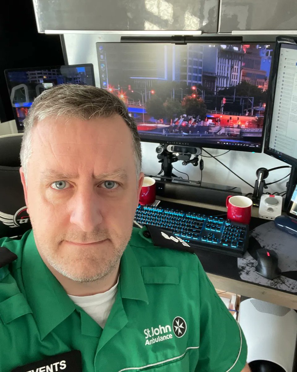 In uniform for a 2 minute thought piece on the <a href="/HODigital/">Home Office Digital</a> all hands today on SJA volunteering and why I joined <a href="/stjohnambulance/">St John Ambulance England</a>