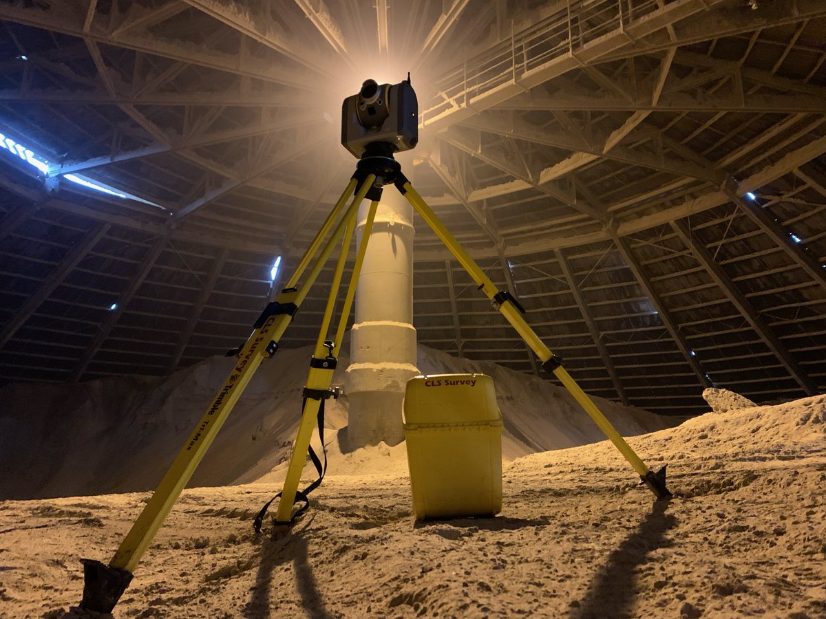 KORECGroup's tweet photo. Returning to work made SO much easier thanks to stunners like this! 😍
Thank you @CLSconstruct for this truly marvellous image of your mighty #SX10 in action in a disused cement factory
Your prize is en route as we tweet!
#photography #surveylife #backtowork https://t.co/PaSey6tuT2