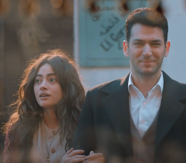 Bu hayatta bir tek sen gitmezsin benden !
#MuratYıldırım  #Aziz
#SimayBarlas #AzEf