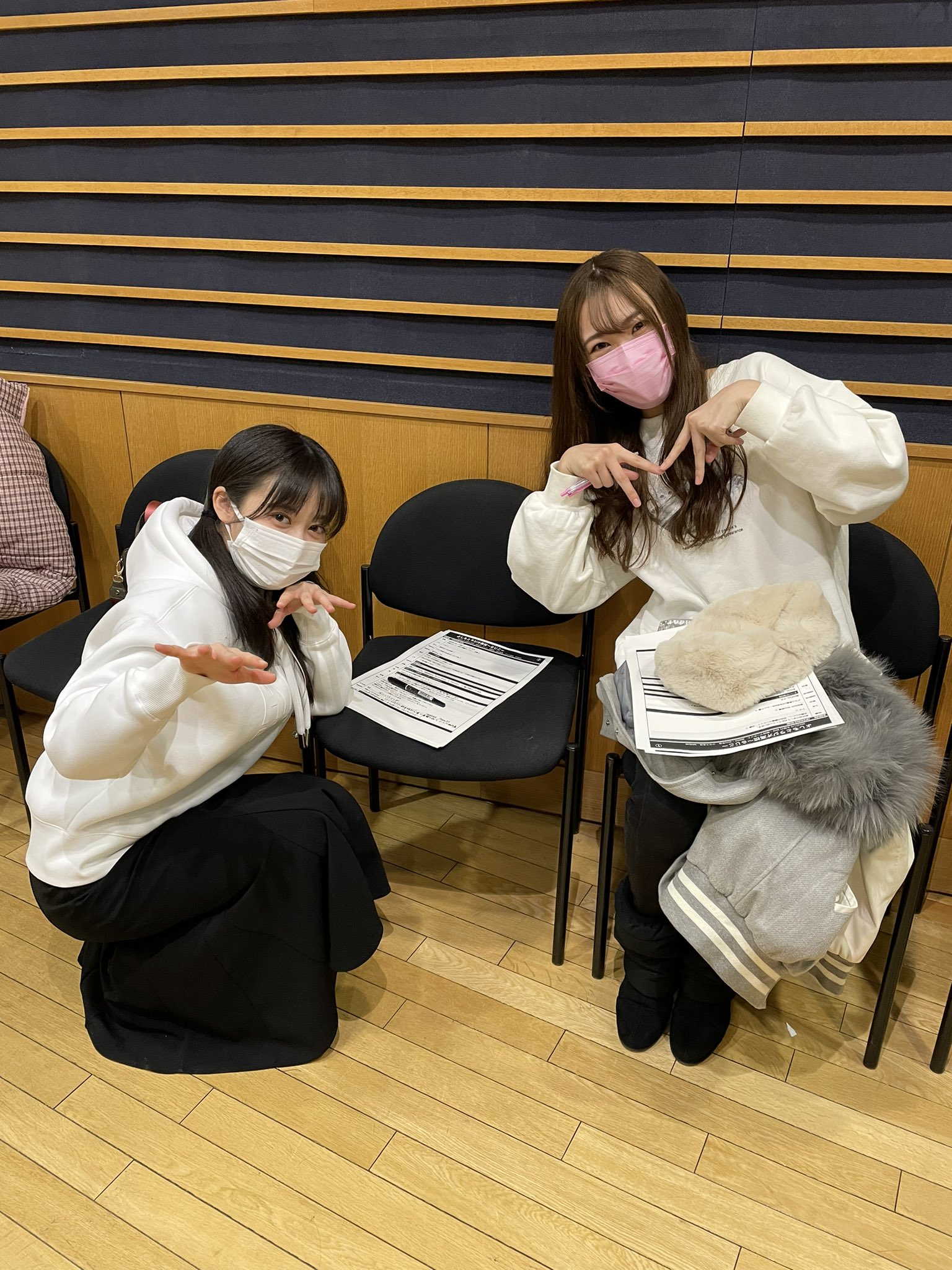 らじこー かれんたん考案の企画は かれんたんのワードピロピロ 一番ポイントをゲットできそうな人を予想してください キャプテンになったかれんたんか それともピロピロをしてるちっひーか キャプテンになったかれんたんへのメッセージも