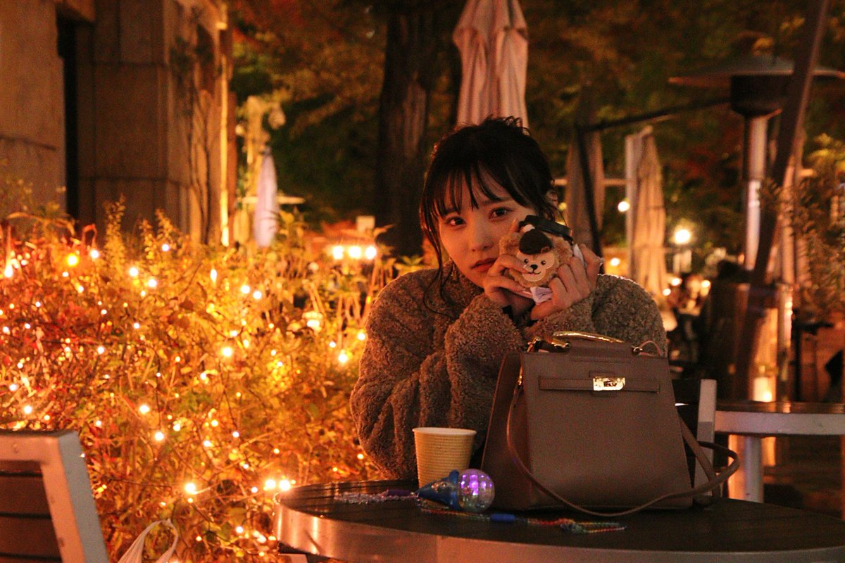 620626Ando's tweet photo. 【チェリッシュ撮影会 12/5六本木エリア撮影会】🍈
最終枠の凍える寒さになった
ゆめちゃんにホットティーを☕
画になるね🪄🐻
🍈静岡県出身プリンセスガール🍈
#多田ゆめ
#ゆめ推し2周年
#ディズニー
#ダッフィー
#けやき坂イルミネーション
#SNOWandBLUE
#六本木けやき坂通り
#チェリッシュ撮影会 https://t.co/stPYTuJGMn