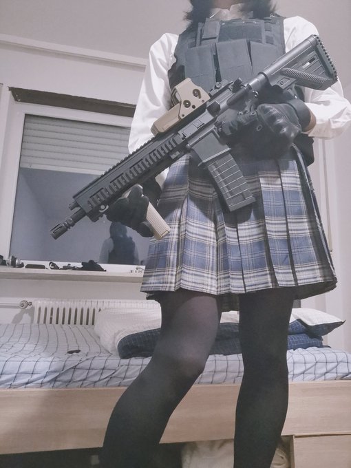 武装jk 最终存货（） 等有时间再继续拍～ https://t.co/jo6E6XIuNe<a href="/tag/cosplay"class="tags"><span>#cosplay</span></a><a href="/tag/%E7%94%B7%E3%81%AE%E5%A8%98"class="tags"><span>#男の娘</span></a><a href="/tag/%E4%BC%AA%E5%A8%98"class="tags"><span>#伪娘</span></a><a href="/tag/%E5%A5%B3%E8%A3%85"class="tags"><span>#女装</span></a>