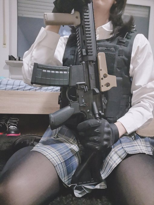 武装jk 最终存货（） 等有时间再继续拍～ https://t.co/jo6E6XIuNe<a href="/tag/cosplay"class="tags"><span>#cosplay</span></a><a href="/tag/%E7%94%B7%E3%81%AE%E5%A8%98"class="tags"><span>#男の娘</span></a><a href="/tag/%E4%BC%AA%E5%A8%98"class="tags"><span>#伪娘</span></a><a href="/tag/%E5%A5%B3%E8%A3%85"class="tags"><span>#女装</span></a>
