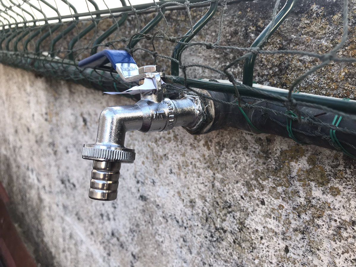 MiriamHaze's tweet photo. Faig reparacions de tot tipus. Canvi d’aixetes, neteja de teulades i canals, reparacio de persianes, endolls… les típiques cosetes de casa que es van fent malbé. Ja sabeu, truqueu-me! https://t.co/pBOep5m383