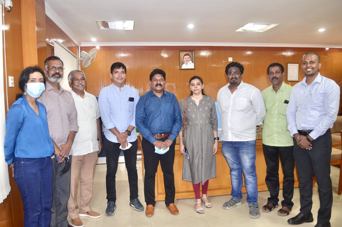 mukeshkannaDMK's tweet photo. Wished @aprsiva sir for taking over as CEO of Tamilnadu Startup &amp; Innovation Mission (TANSIM) today morning❤️ #Nativelead #TANSIM https://t.co/NZtfNW9AaB