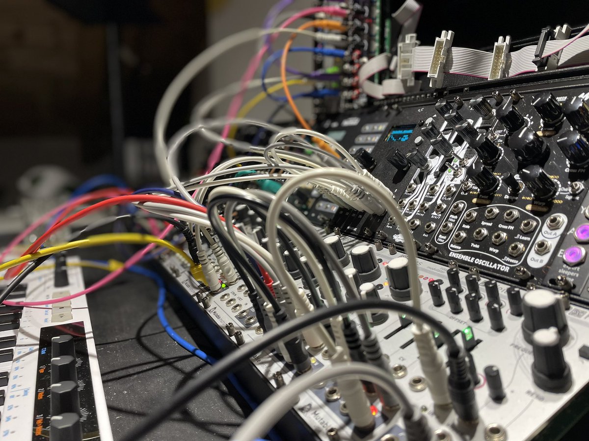 audioreactlab's tweet photo. new mood https://t.co/bW5vAZqN5w