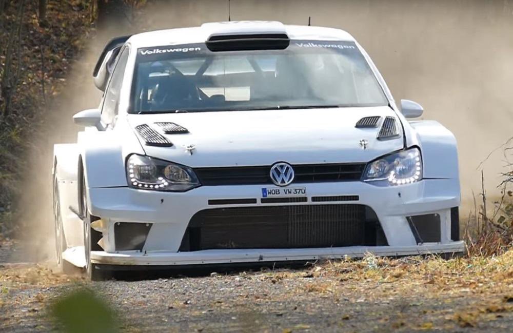 MundoRallyes's tweet photo. A pesar de que somos muy fans de las decoraciones, el blanco impoluto en los coches de test nos sigue pareciendo brutal..🤩🔝 https://t.co/1bJbJ7U4AJ