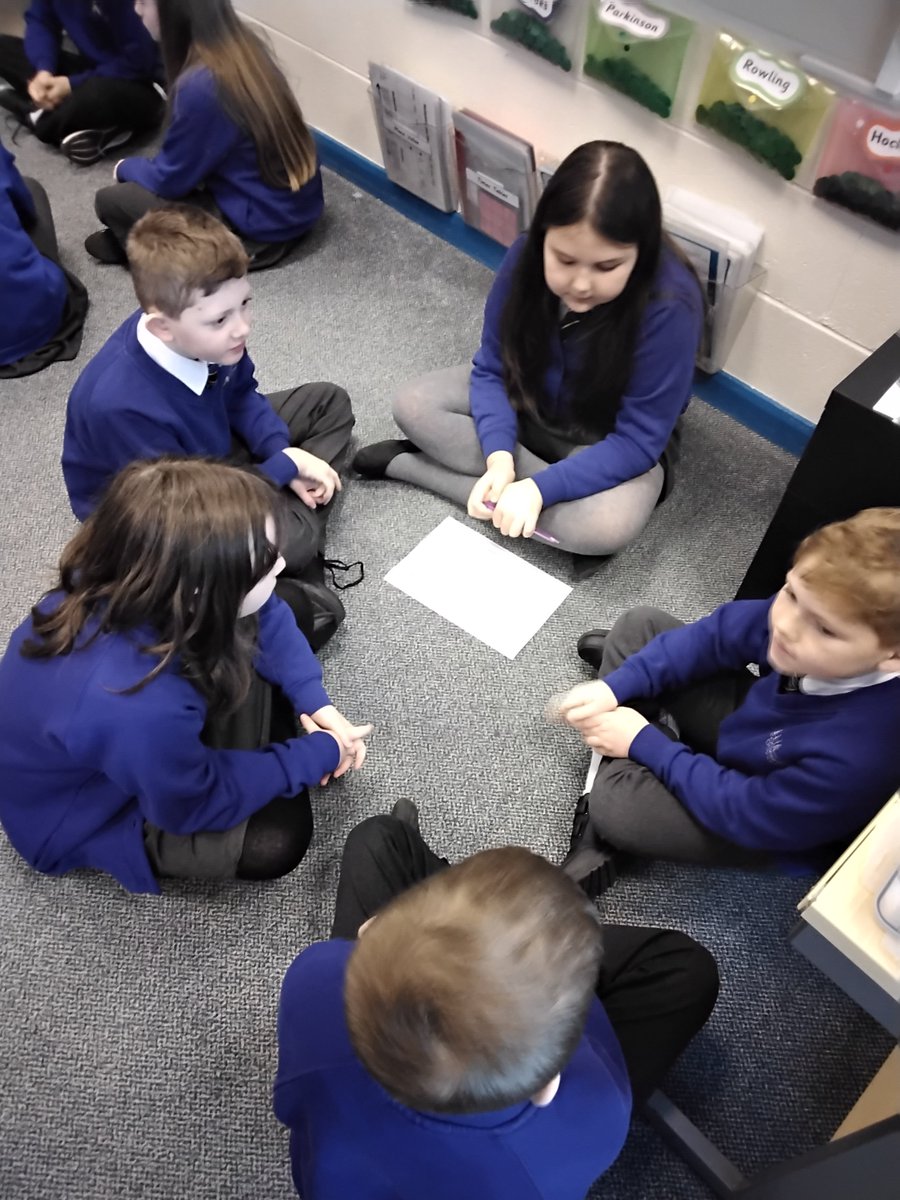 DeltaGreengates's tweet photo. #Year5GG have been using their Oracy skills to discuss their digital wellbeing this morning! #harknessdiscussion #teamGG #teamGGOracy @voice21oracy https://t.co/9G35MT2bqy