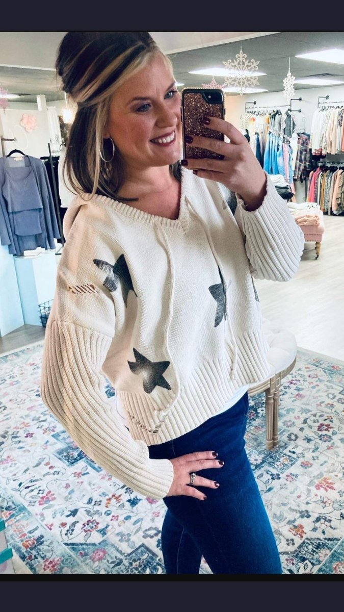 CharmedNR's tweet image. Can't wait to show everyone all the style's we're getting in to kick off 2022.  Stop in the Boutique or message us on Facebook to book your own private #GetCharmed event 
#NorthRidgeville #boutique #shoplocal