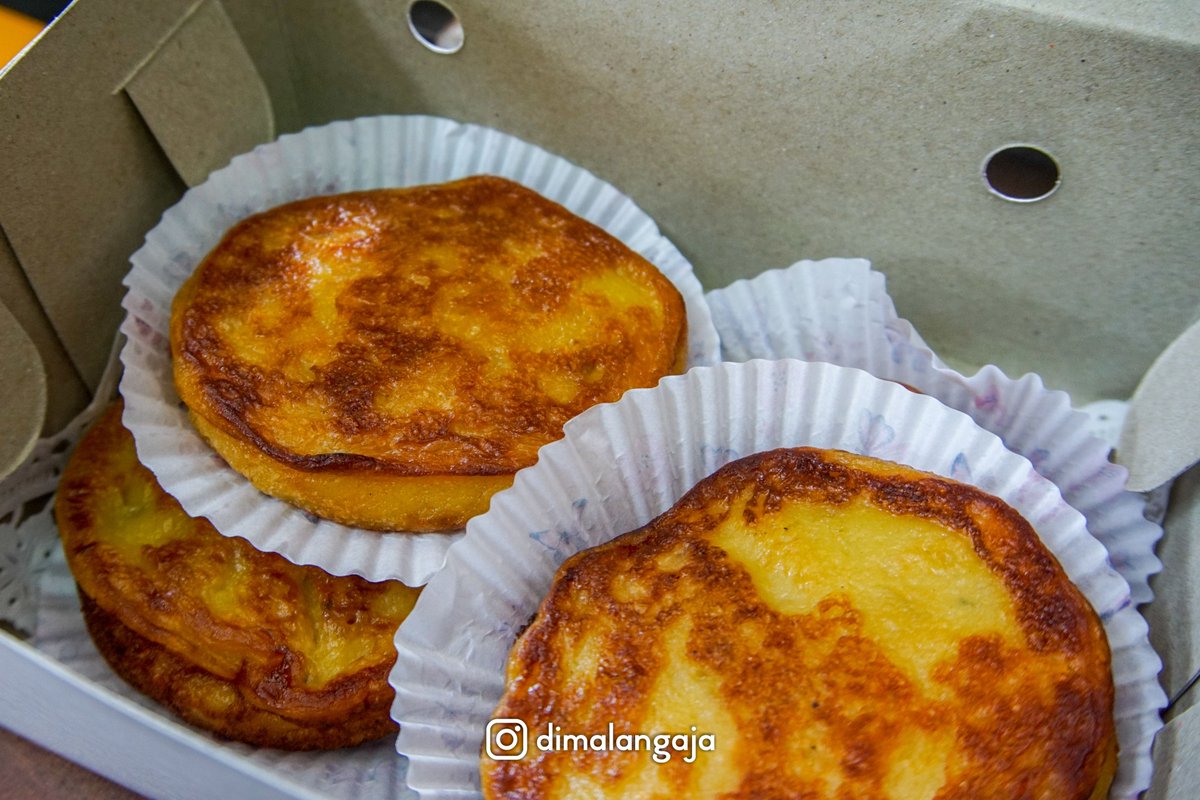 dimalangaja's tweet photo. #dimalangajalowokwaru Kue Lumpur Aroma
📍 Jl. Bunga Merak No. 9
⌚️ 07.00 - Habis
💰 4 rb
🛵  Go / grab food
#dimalangaja #malang #kuliner #kulinermalang #kulinermlg #umkm #umkmmalang #batu #batukuliner https://t.co/WSuNAYPaRP