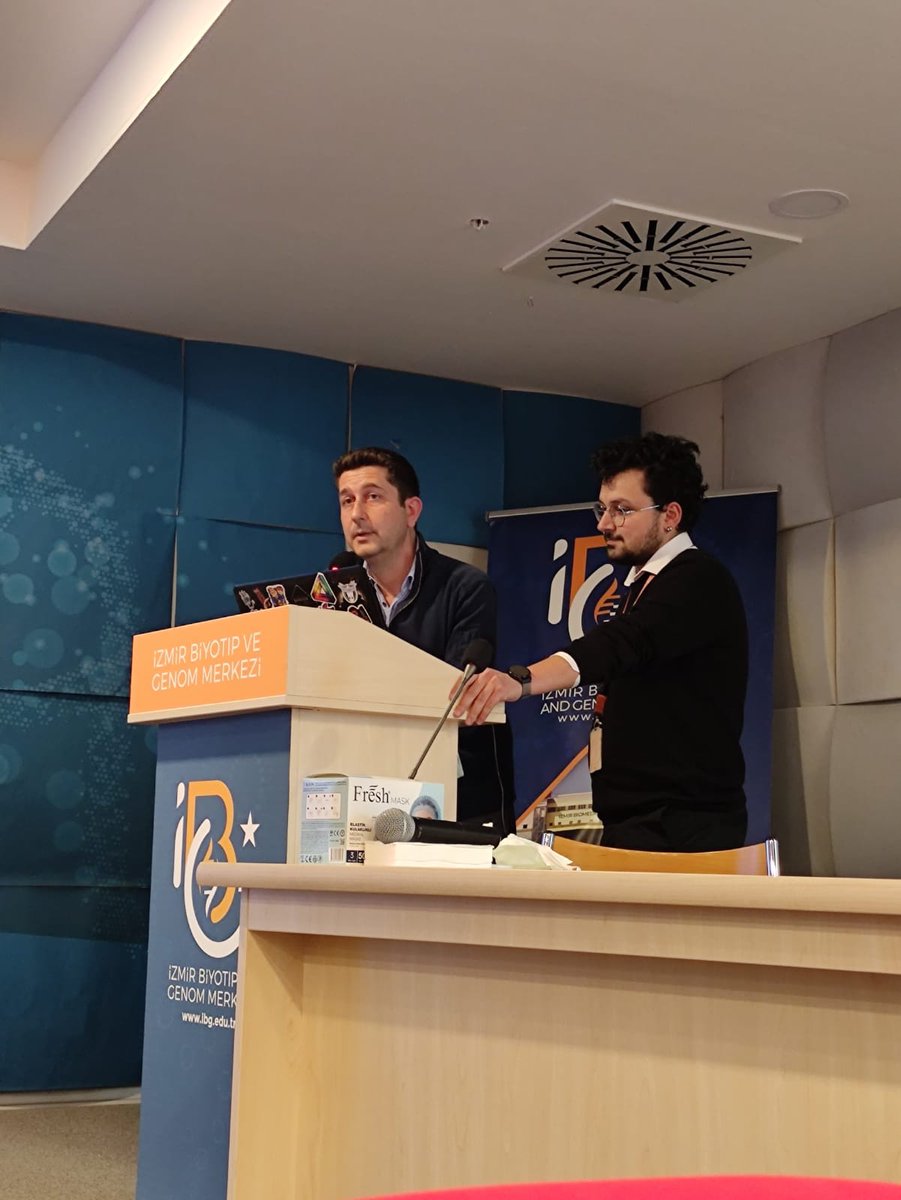 KaleLabBiophys's tweet photo. Recap from the Equinox. Internal Seminar @ibgcenter by my masters' student Onur Onder @onuronder95 #nucleosome #CENPA https://t.co/kBeBOlIXtn