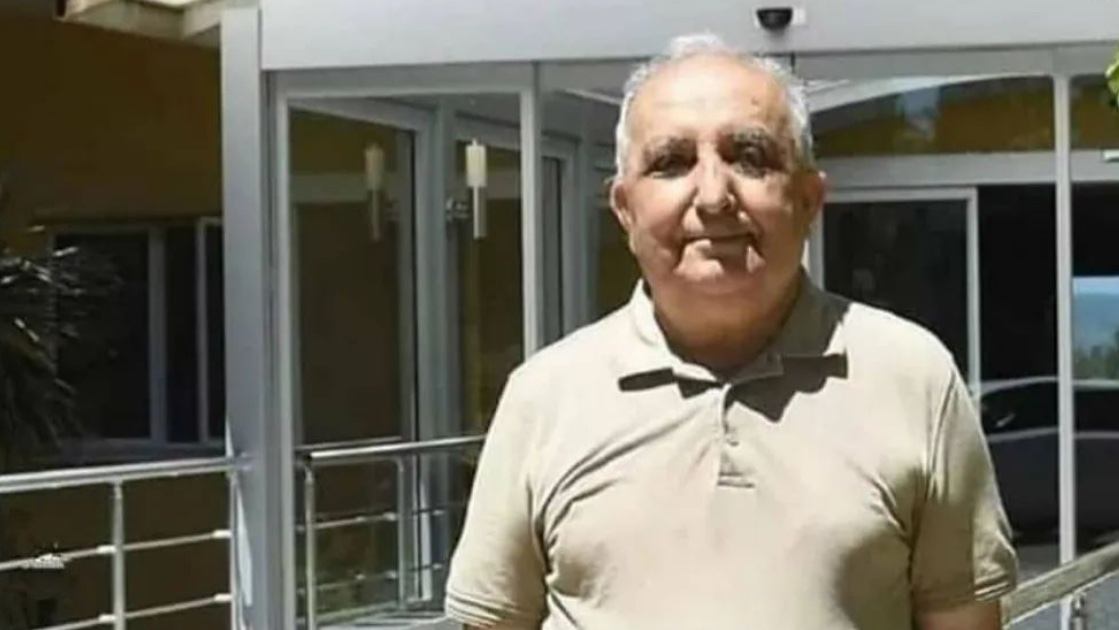 ozlemhelvaci24's tweet photo. 81 yaşındaki Orhan Kandemir
65 dairesini, 65 kimsesiz çocuğa bağışladı..👏👏 https://t.co/MP6ypDDkfN