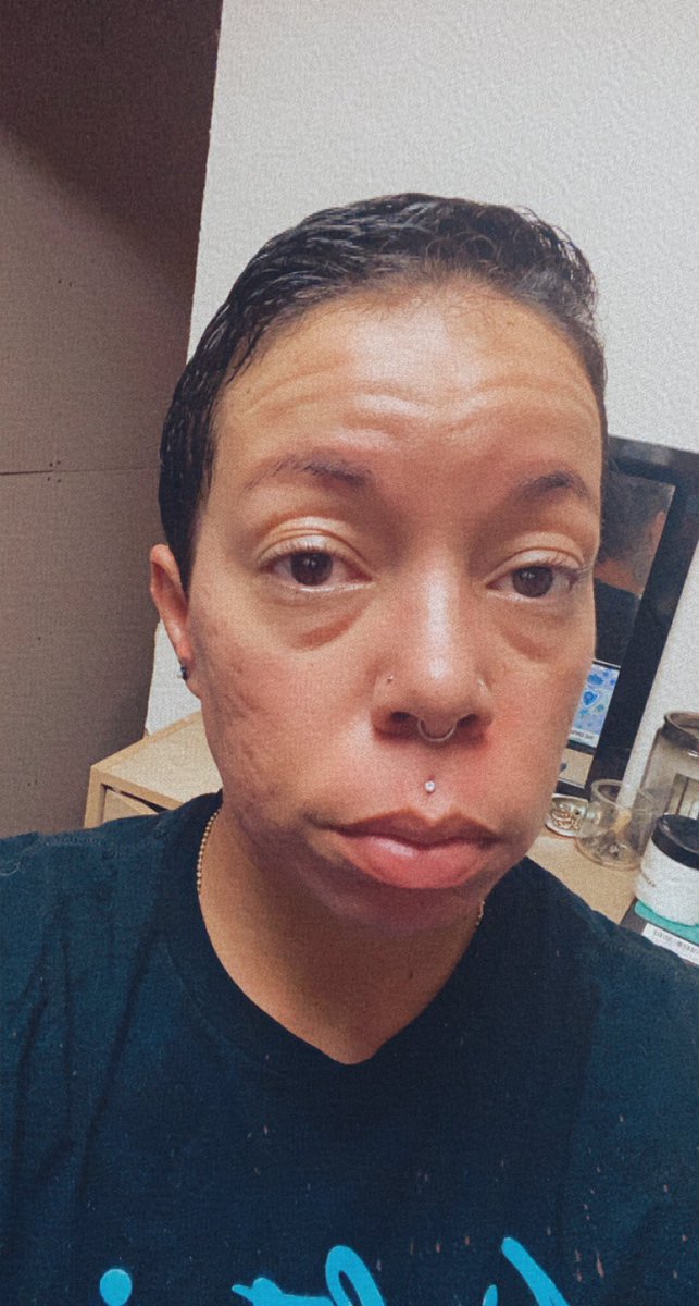 theycallme_ten's tweet photo. This is what it looks like after holidays, snow days, & extra shifts. My eyes were so dry. #damnsnow #wasntscheduledtoday #retaillife #sotired https://t.co/XOPNmSv3uh