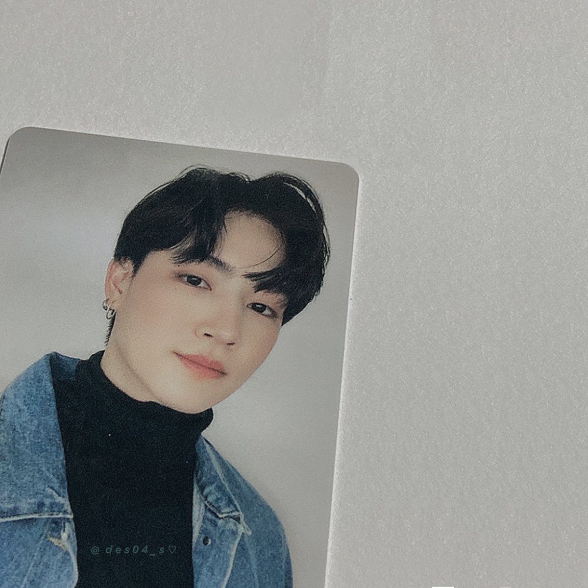 lmchocola_m's tweet photo. — 𝘳𝘵 —🌴

สุ่มแจกการ์ดเนื่องในโอกาสวันเกิด #JAYB ✨

สุ่มจากรีทวิตนะคะ
กติไก่ : รีทวิต (ฟอลด้วยก็ได้แล้วแต่5555)
❗️ประกาศผลวันที่ 07/01/2022 เวลา21:21

 #HAPPYJAEBEOMDAY #JAYBDAY https://t.co/L6YGhbrzPD
