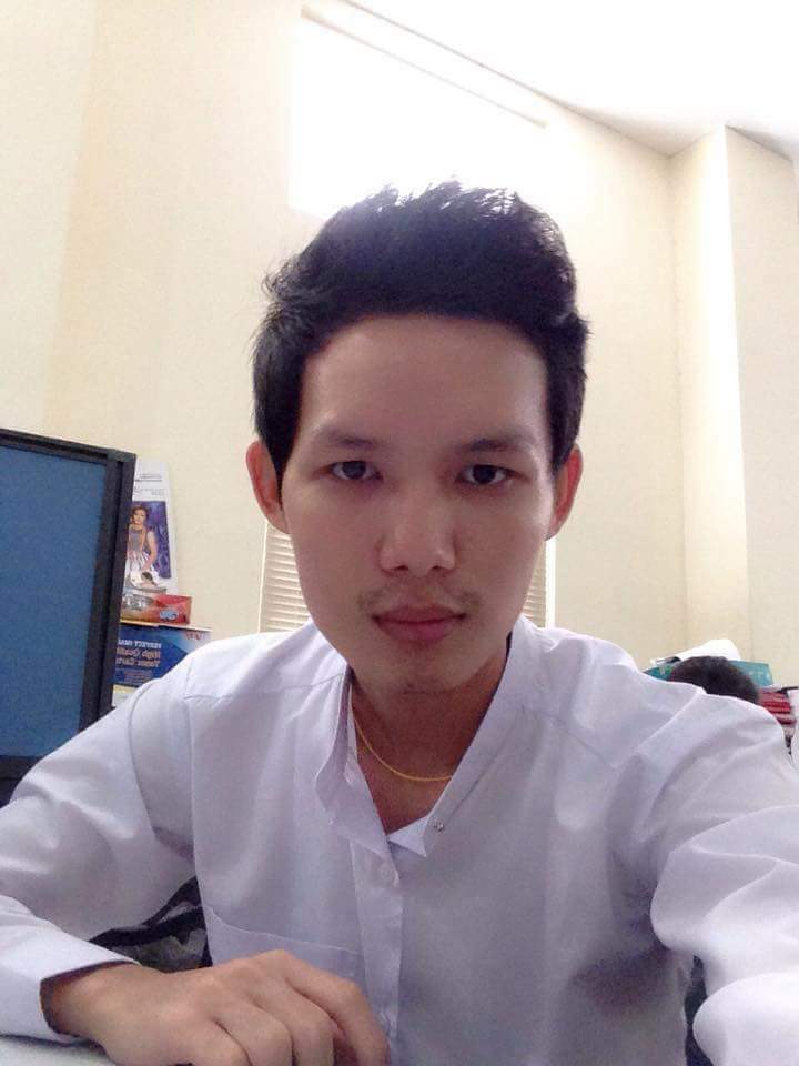 aungOo33316060's tweet photo. ငယ်ငယ်တုန်းက 😘😘 https://t.co/GUW2NtIww9