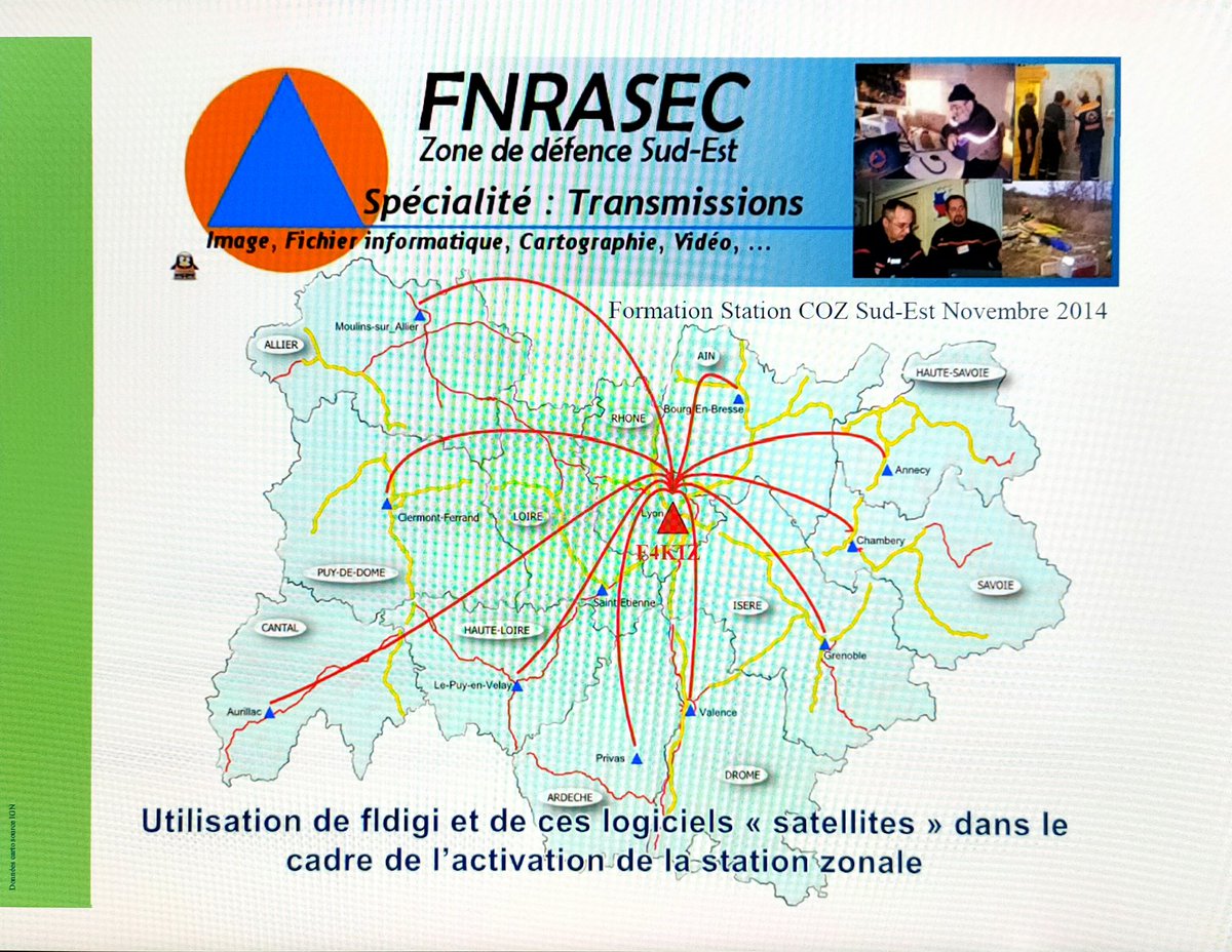 F4EED's tweet photo. Ouahhh ça date comme support de formation cc @GriffautJ regarde je crois que tu es sur une photo.... #rasec #adrasec #jycroyaitencore #cetaitavant https://t.co/nCp3QfDnBv