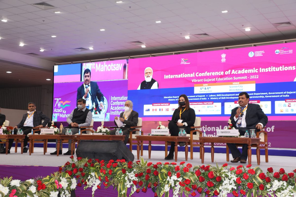 EducationGujGov's tweet photo. ICAI-2022, the Vibrant Gujarat Education Summit #VGICAI2022, hosted a multidisciplinary and holistic education development session.
@VibrantGujarat
#VGSS2022 #VibranGujarat2022 https://t.co/d7XieIYylL