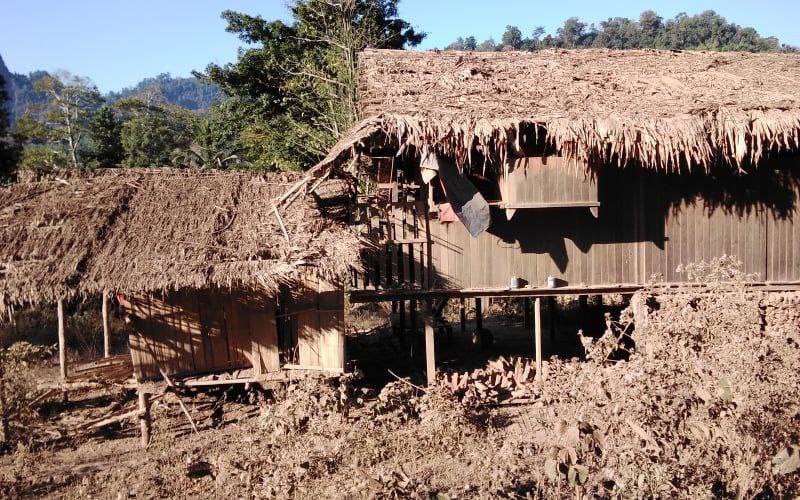 MayPaingTun3's tweet photo. Scene after SAC launched offensive airstrikes with 3 military helicopters in Lalhtophoe village, DweLoe Tsp. School &amp; regional hospital are also destroyed. #ASEANStopHunSen #2022Jan5Coup #WhatsHappeningInMyanmar https://t.co/lTrTnPvtGv https://t.co/KGngauL272