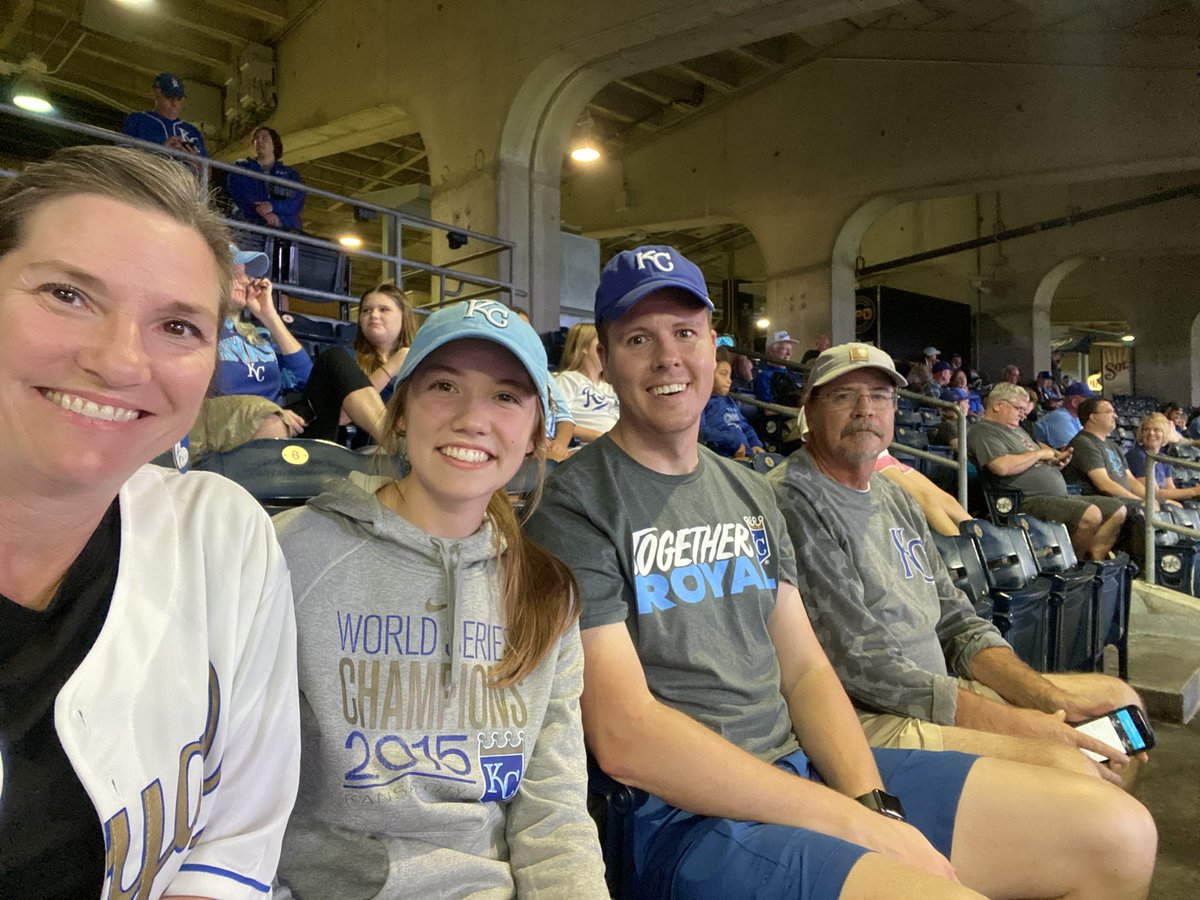 Koch_Brenda's tweet photo. @Royals https://t.co/mfsH1nRXO6