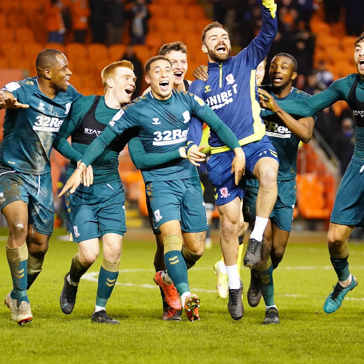 PackNeil's tweet image. #NewProfilePic