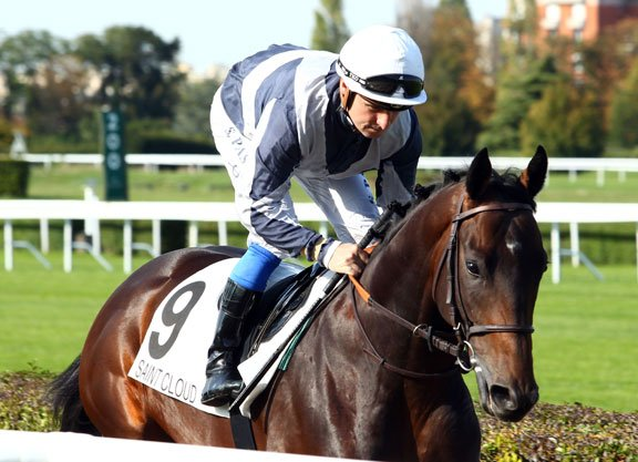 ashsh's tweet photo. Another one to look out for in the @FlaxmanSuperFan colours is the 2yo currently unnamed Sea The Stars half sister to #JockeyClub and #Greffulhe winner Study Of Man. 🇫🇷
She will be trained by Andre Fabre! https://t.co/KWehSoXqBd