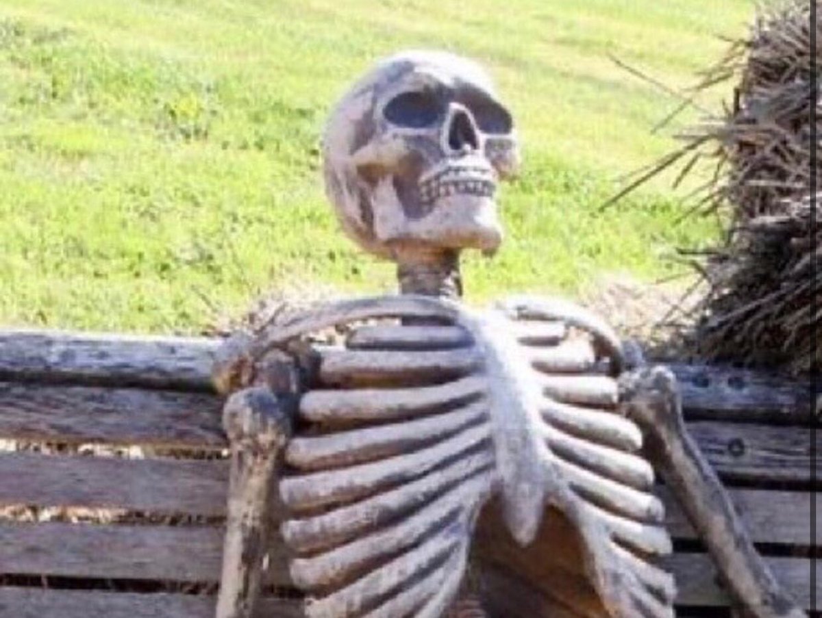 MessinMiami's tweet image. it’s 2022 and barca is still using the Senyera kit