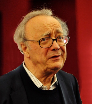 Happy 91st birthday to pianist, poet, artist, Alfred Brendel.
Photo by Jiyang Chen   