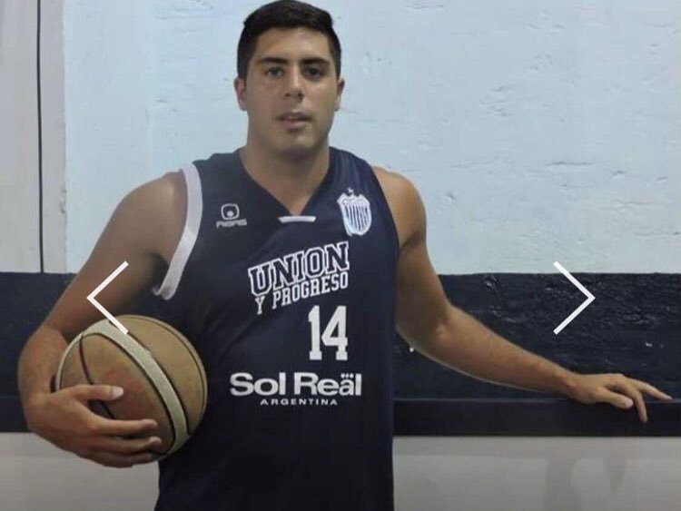 Román Venturi es refuerzo de Ciclón. 

Tras su último paso por Servando Bayo allá por el 2019, vuelve a la primera división para sumarse al rojo de calle Saavedra.