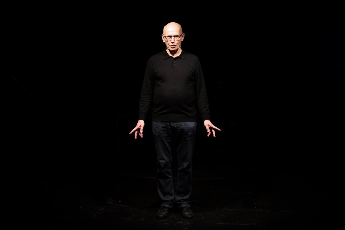 Podcast #MariborIsTheFuture + esejistično-uprizoritvena serija Takorekoč:
Mladen Dolar - Virus
🎧 bit.ly/3sYc227
📷 Nada Žgank