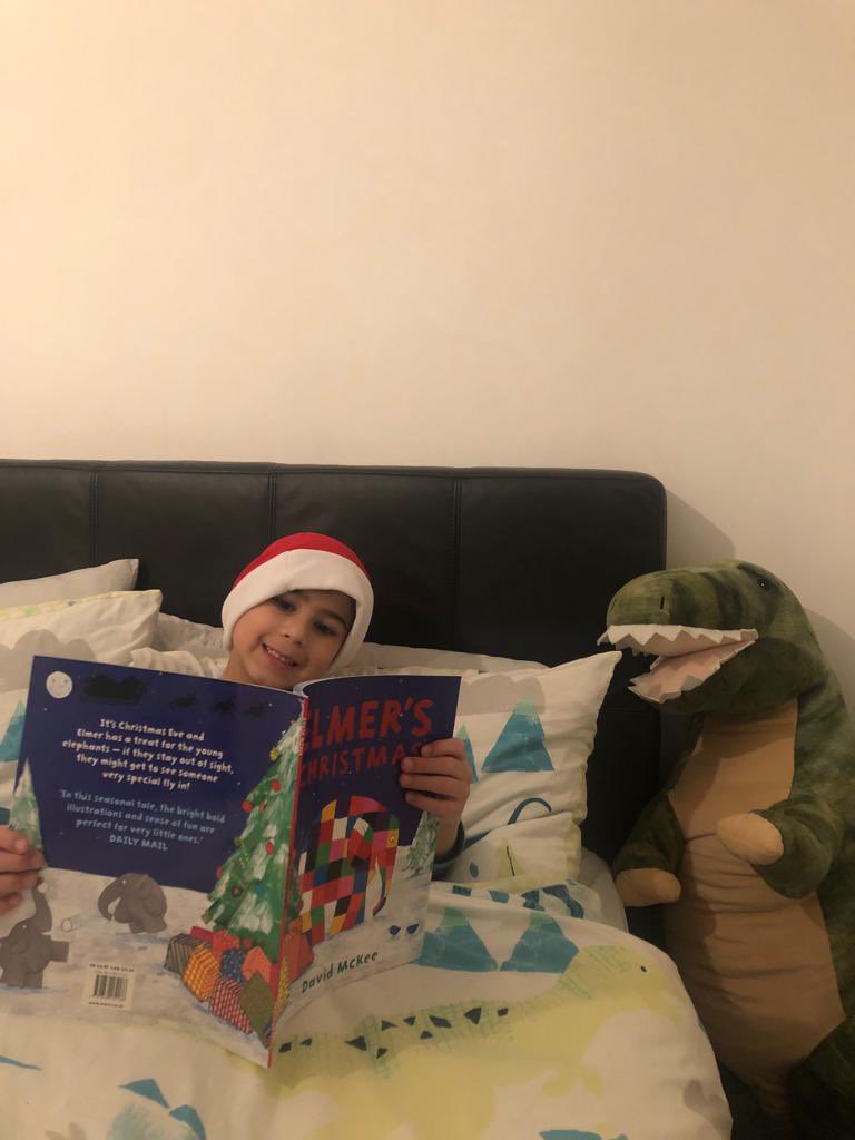 OmarGaffar's tweet photo. @CHPSYR1 Year 1 Christmas reading challenge 😀#CHPSReading https://t.co/0h8x0PTwfc