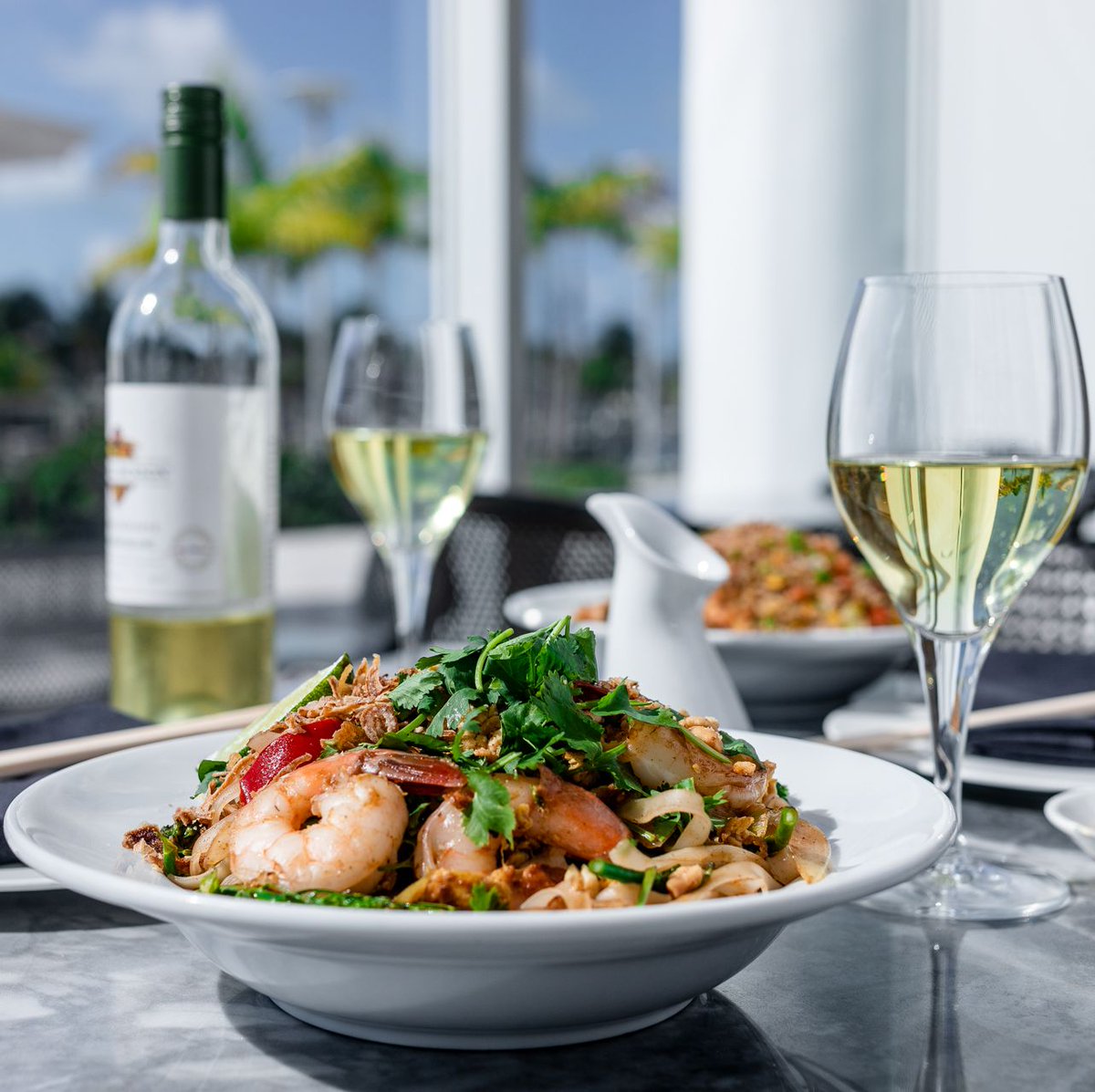 RWBimini's tweet photo. I heard that you can never #travel on an empty stomach. 😏 

Feeling hungry? Resorts World Bimini has over 5 amazing restaurants for you to choose from. 

#RWBimini #Bahamas #NeverHungry https://t.co/tafmZkIz79