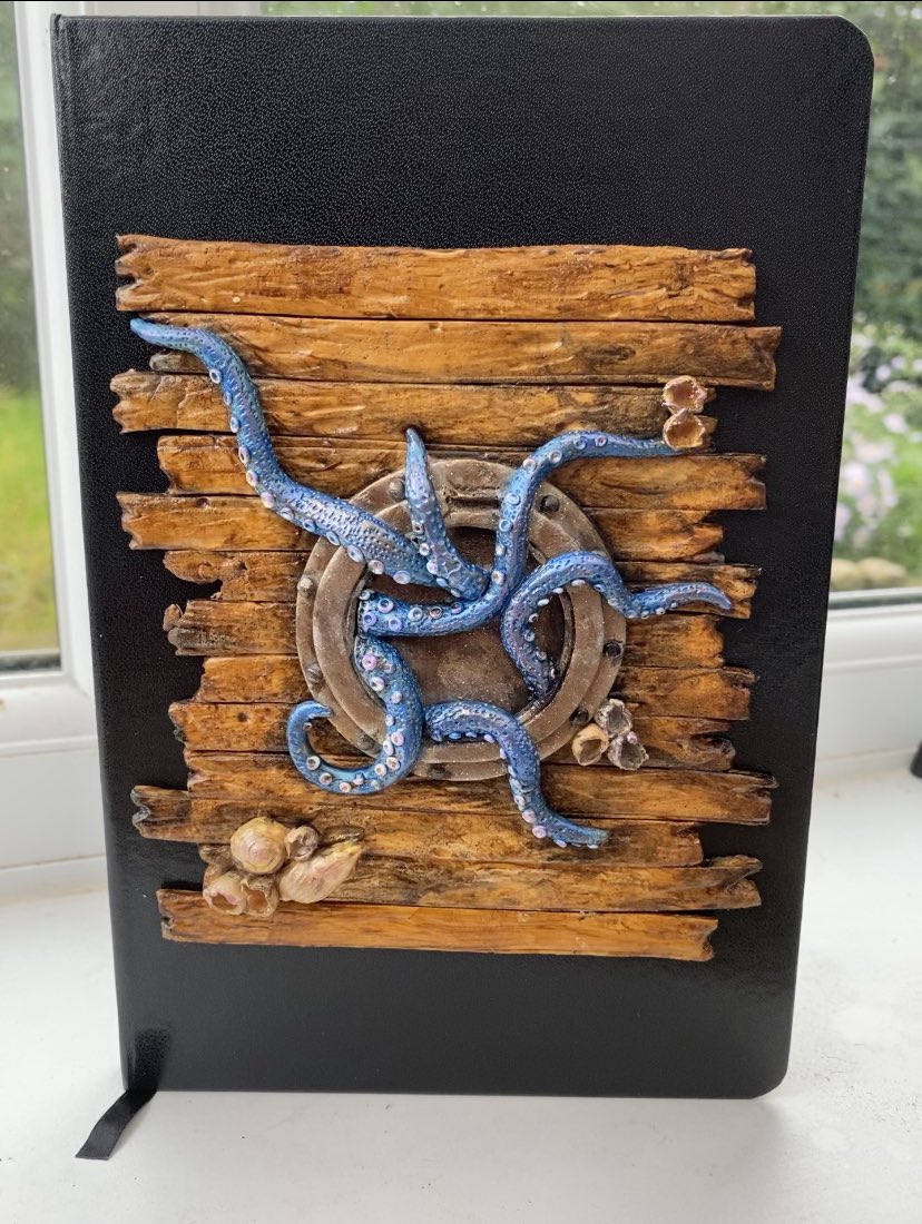 Liz Goodwin (@lilibetsbuttons) on Twitter photo Been a while since I tweeted 😊 Kracken book cover #handmade #kracken <a href="/hmuk_crafters/">handmadeintheuk</a> <a href="/HandmadeHour/">HandmadeHour</a> @MNUKteam Been a while since I tweeted 😊 Kracken book cover #handmade #kracken <a href="/hmuk_crafters/">handmadeintheuk</a> <a href="/HandmadeHour/">HandmadeHour</a> @MNUKteam