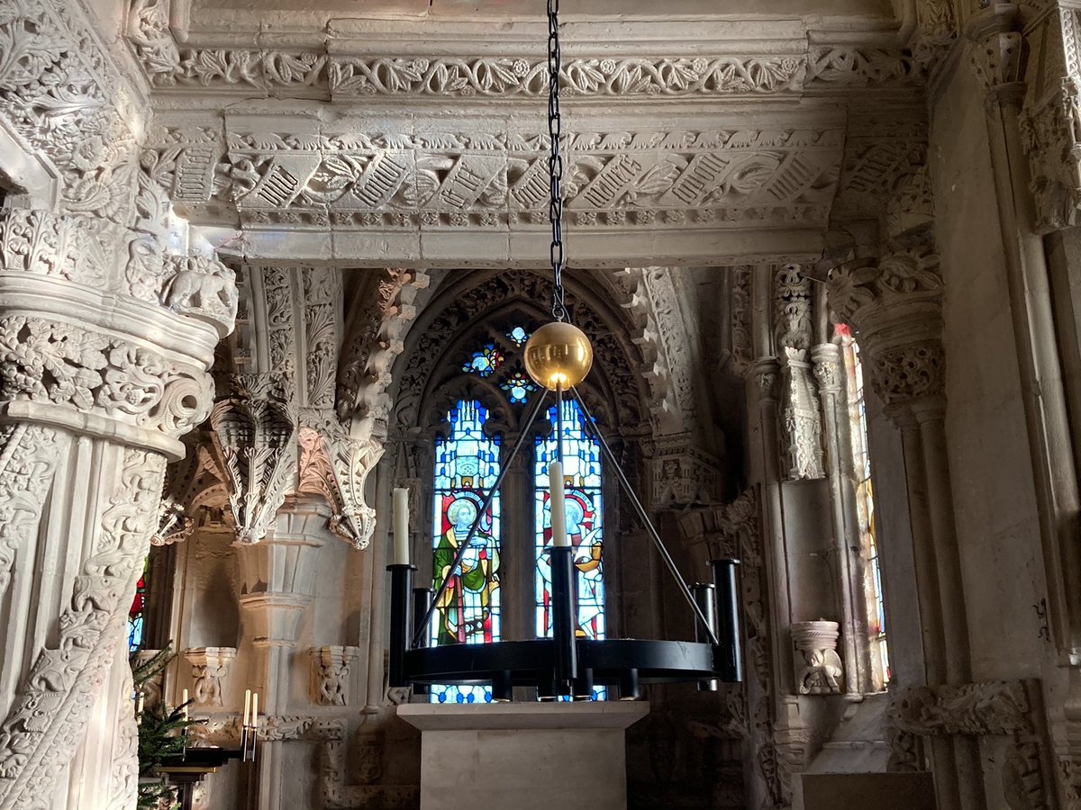 The only inscription in the Chapel reads ‘Wine is strong. The king is stronger. Women are stronger still: but truth conquers all.’