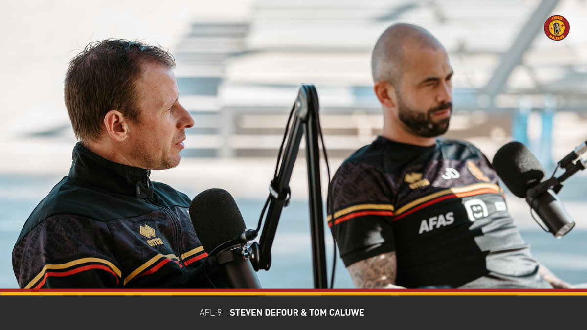 kvmechelen's tweet photo. 𝐒𝐓𝐔𝐃𝐈𝐎 𝐌𝐀𝐋𝐈𝐍𝐖𝐀 𝐈𝐒 𝐁𝐀𝐂𝐊
😍

De eerste aflevering na onze heropstart staat nu online. Eentje met Tom Caluwé en Steven Defour 💛❤️

Bekijken en beluisteren kan vanaf nu via Youtube en Spotify 👉 https://t.co/nTM3QUEF6Y

#studiomalinwa #vivaoliva22 https://t.co/4E0DIa1Wv9