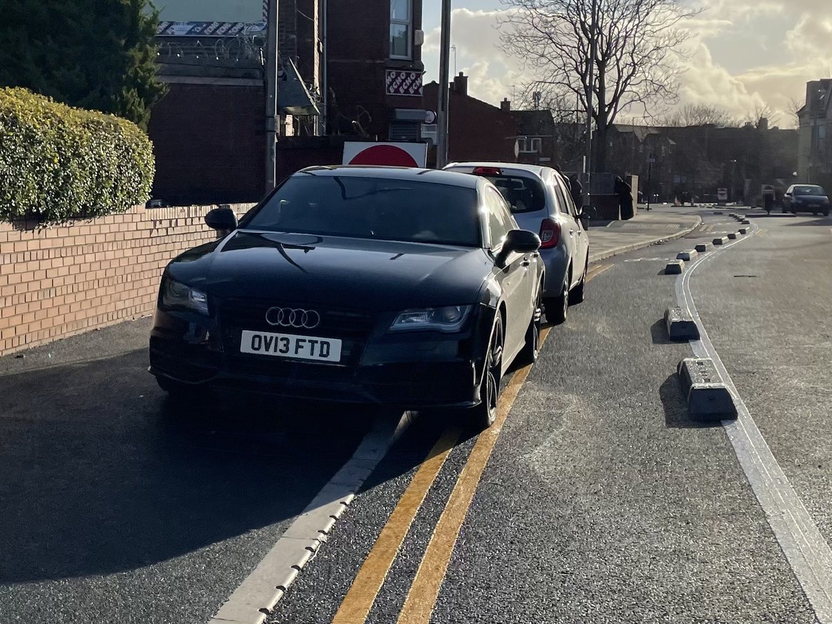 BadParkingLpool's tweet photo. *Checks next day* back to normal. https://t.co/xUaEY3DI2n