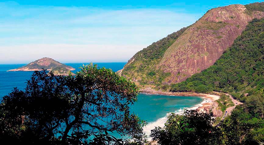 LibresCaminos's tweet photo. O Mirante do Caeté, no Parque Municipal da #Prainha, colado ao Parque Estadual da Pedra Branca, tem uma linda vista para a praia e o bairro Recreio dos Bandeirantes.
Apaixonados pela América do Sul!
#RiodeJaneiro #Ecoturismo #aventura #natureza #PEPB https://t.co/UsjAjG0PFQ