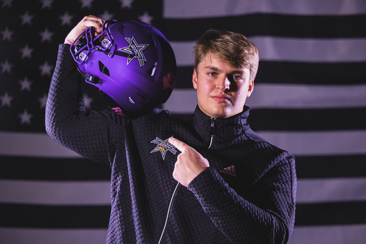 AABonNBC's tweet image. 𝙎𝙏𝘼𝙍𝙎 𝙄𝙉 𝙎𝙏𝙍𝙄𝙋𝙀𝙎 💫 

#AABXXII 🇺🇸

#AllAmericanBowl 🏈