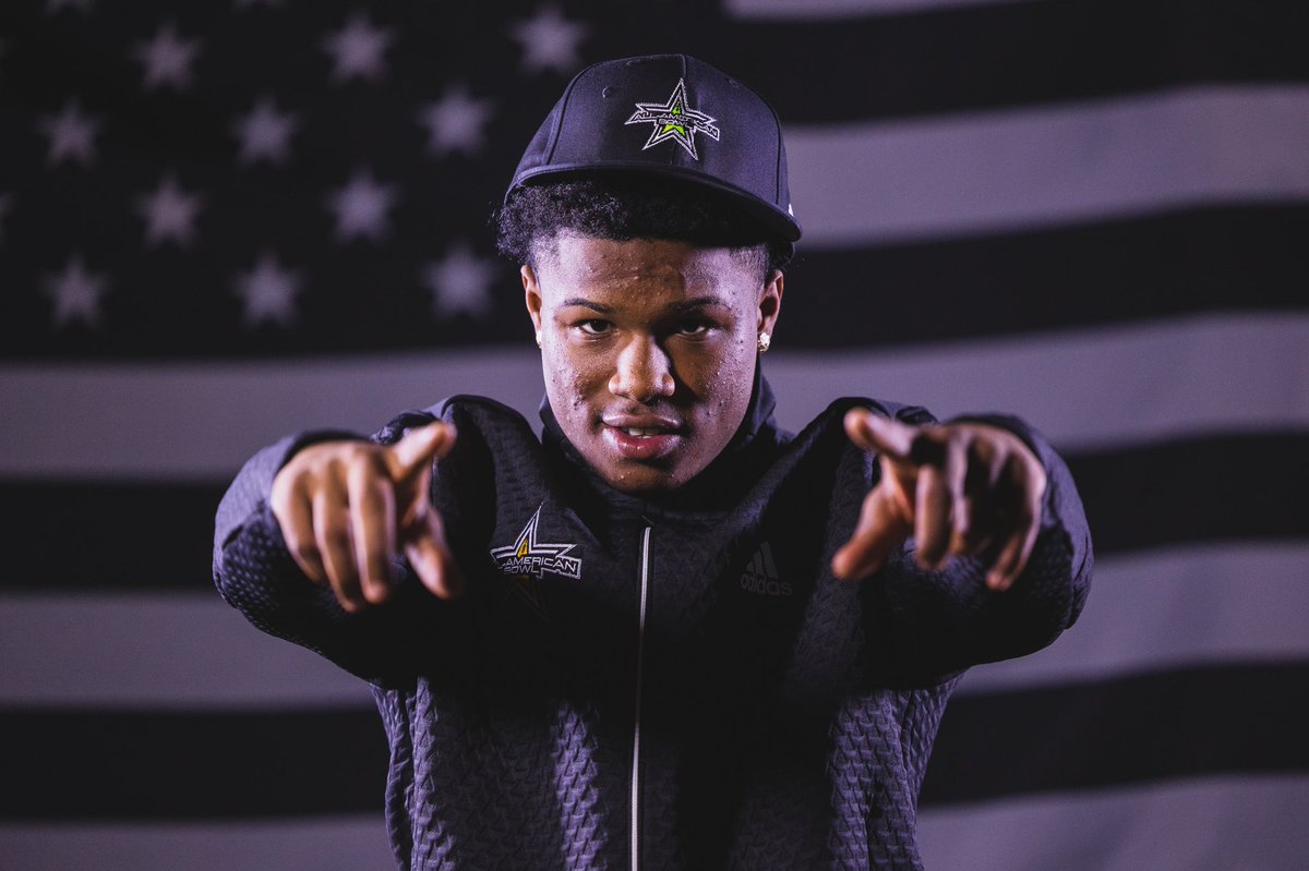 AABonNBC's tweet image. 𝙎𝙏𝘼𝙍𝙎 𝙄𝙉 𝙎𝙏𝙍𝙄𝙋𝙀𝙎 💫 

#AABXXII 🇺🇸

#AllAmericanBowl 🏈