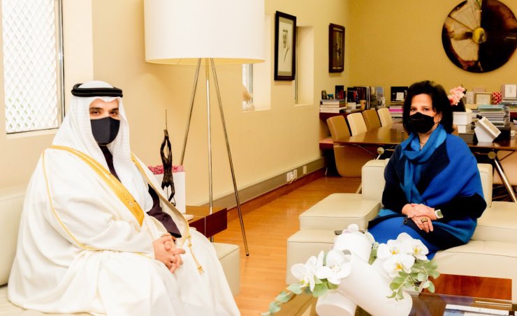 AalkhalifaAb's tweet image. جهود مميزة تقوم بها معالي الشيخة مي بنت محمد آل خليفة رئيسة هيئة البحرين للثقافة والآثار في الحفاظ على التراث وإبراز الموروث الحضاري والثقافي الذي تزخر به مملكة #البحرين.

نتمنى لمعالي @Mai_AlKhalifa ولـ @culturebah مزيدًا من النجاحات والتوفيق