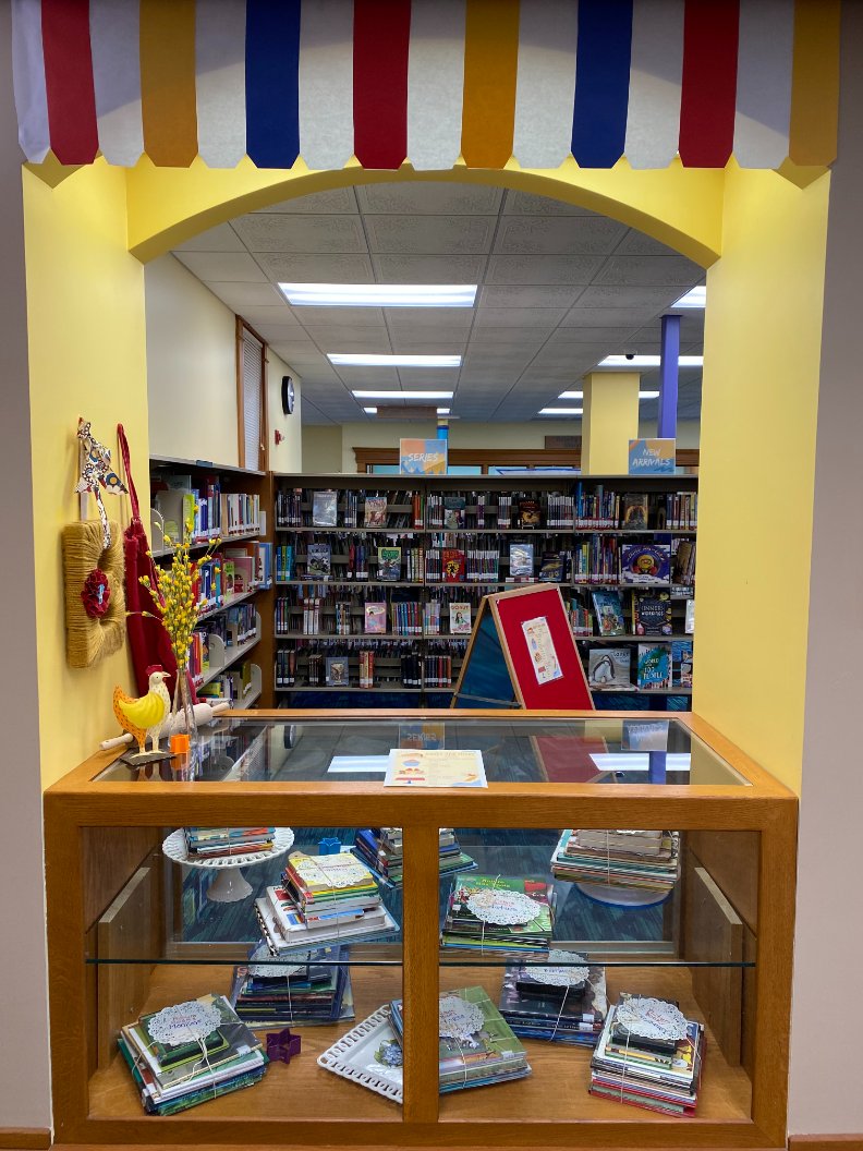 Dplindiana's tweet photo. Our book bakery is open for business! This January, our glass display cases will be transformed to a delightful array of bundled books, DVD's, and audiobooks on particular topics. Use our convenient "menu" to order from a variety of bundles that have been curated just for you! https://t.co/AfTMvXYkde