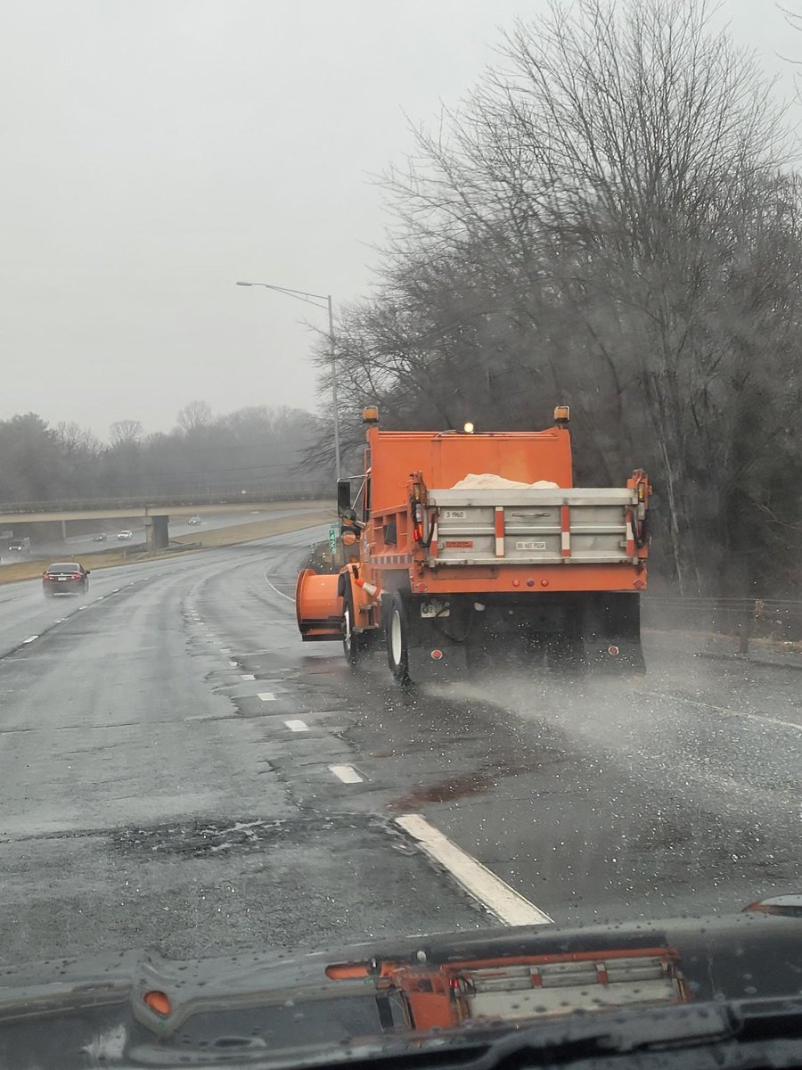 CTDOTOfficial's tweet image. Freezing rain is not like snow and ice ❄ this event was a Perfect Storm: too cold yesterday to lay down liquid pre-treatment &amp;amp; too💨 windy ahead of the weather to pre-treat with hard salt. We're out there across #CT. When you see us, give us room to work. ⚠️